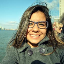 “Há de haver algum lugar. Um confuso casarão. Onde os sonhos serão reais e a vida não.” (NÃO ACREDITEM EM TUDO QUE FOR DITO AQUI)