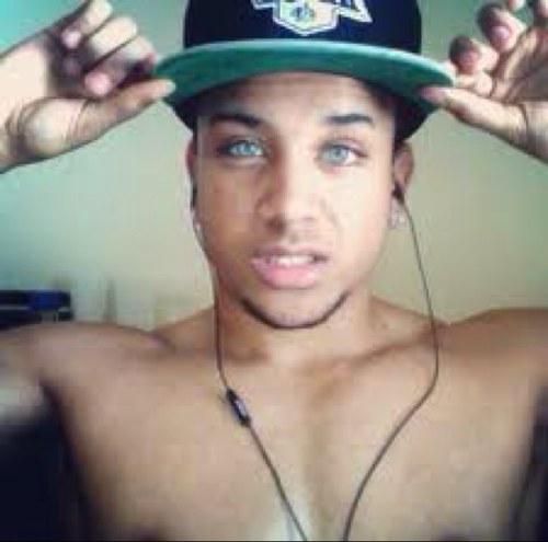 Obey me or die . And i follow back