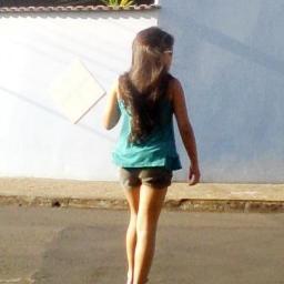 1peluzetica_'s profile picture. Choose PeLu :*  || Eu enfrentaria o mundo com uma mao, se voce prometesse segurar a outra @pelurestart