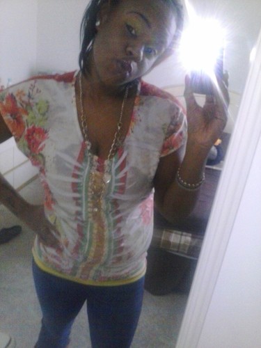 Fuck a Bio☜ I dont tell nobdy nor do i explain my personal life to any Bitch...This is what you gon get plain an simple MEEEEE←