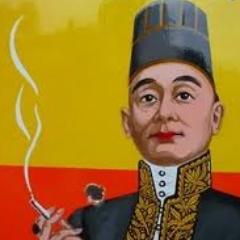 Pendukung Garuda Pancasila! Pribumi asli!