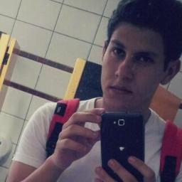 masoqeduardo's profile picture. Pessoas mudam. Memórias não.