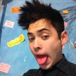 ojala el osito bimbo te viole si me dejas de seguir :3