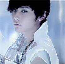 all i can i say about myself is moody..hehhehe