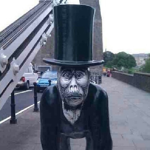 Bristol born. currently poorly paid civil servant. views are my own