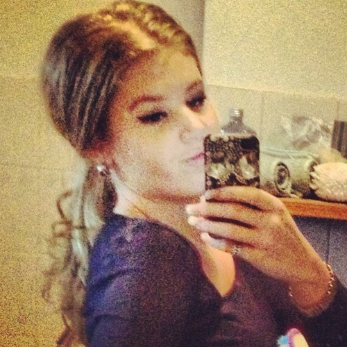 deemsterd's profile picture. #teamiphone ❤