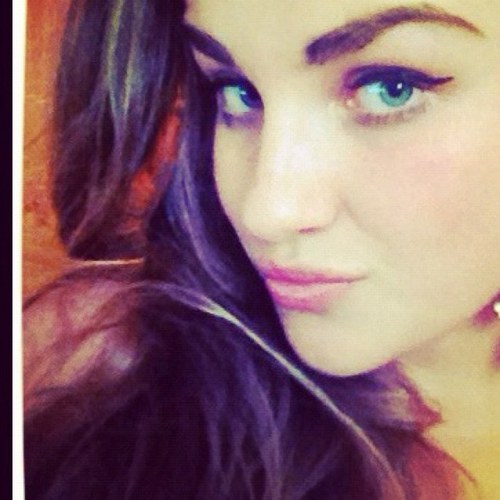 vikysikvIkylia's profile picture. Студентка. Интересуюсь всем, чем заинтересуете.