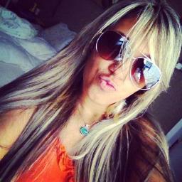 Eu sou formada de vontades, desejos, sonhos, ironismos, sarcasmos, egoísmos, sou formada de tantas coisas, sentimentos diversos juntos em uma só…