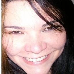 moon_pink's profile picture. El principal concepto en todas mis creaciones es jugar con la temperatura del color y la intensidad de la luz; que utilizo para lograr diferentes contrastes.