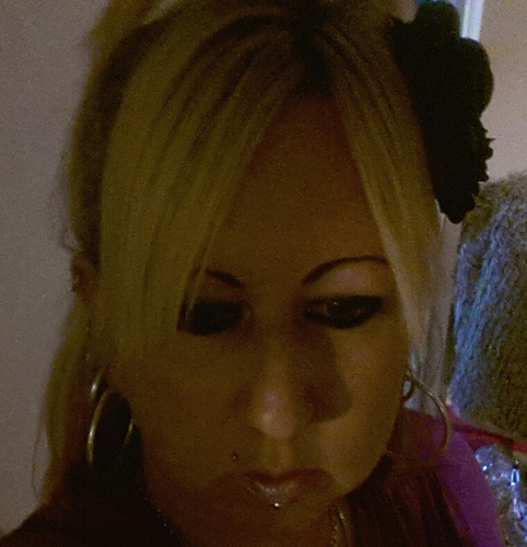 Enjoying and embracing life and all my family n friends I loves ya x