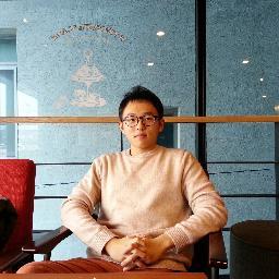 young_reacts's profile picture. UI Engineering at Netflix | Thoughts on Humans, Javascript, and Tech