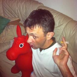 BertrandBricciu's profile picture. Je râle et c'est mon grand plaisir ! #conso #banque #mobilités #media