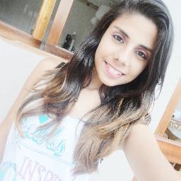 Shut the door, turn the light off
I wanna be with you
I wanna feel your love
I wanna lay beside you.. minha @filedbymalik