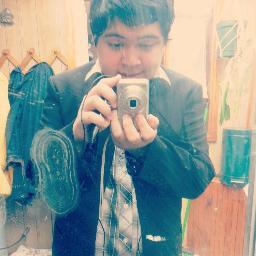 Eduardo // 14 años // puerto natales, chile // Bruno Mars y LadyGaga // simpátio segun la gente // sigueme#y#te#sigo# chauu*-*