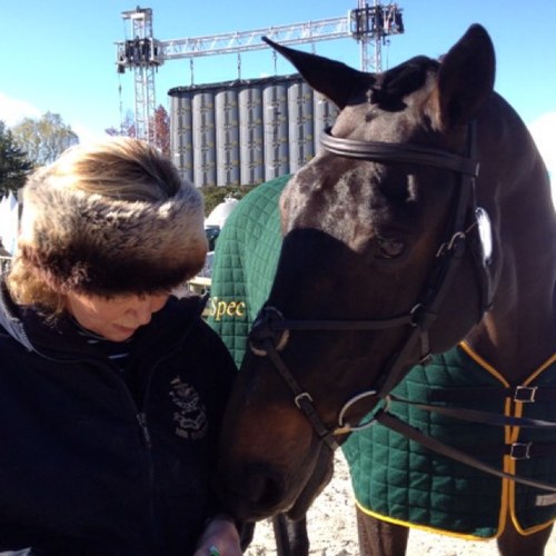 janeyronx's profile picture. 