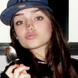 Sou uma Prinscesinha de Nova Iorque,Gosto de Funk,Rap,Pagode &&' Sertanejo...
Sou Santista,Amo Minha M.A
:DD
Te Amo Muito Lindo!!