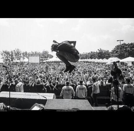 Taylor Swift and All Time Low are perfect. Jack Barakat is mine. k bye.