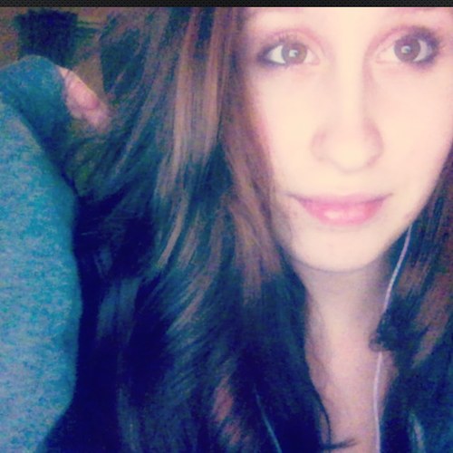 Follow me on instagram; @swolf17_ 
Hmuu :)
