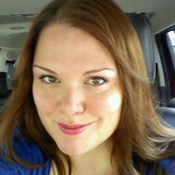 Erin McLarty is a fine artist turned professional wedding floral designer in San Antonio.