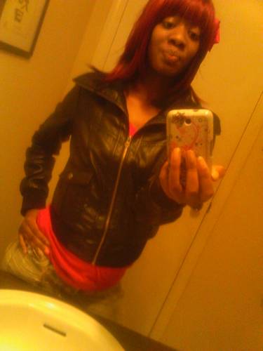` I'm Badd Bitch With Red Hair So Fwm (: