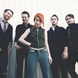 Hi,Me gusta paramore es mi grupo favorito amo el Pop Rock-Punk y Rock Gotico, mi saga favorita es Harry Potter,  ♥ Harry Potter por siempre♥
