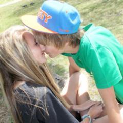 ProTiener's profile picture. STOP ! Leuk dat je komt kijken op mijn profiel, volg me dan meteen voor leuke feiten zinnen foto's, kortom VOLG ME VOOR PLEZIER IN JE TL :D. ♡