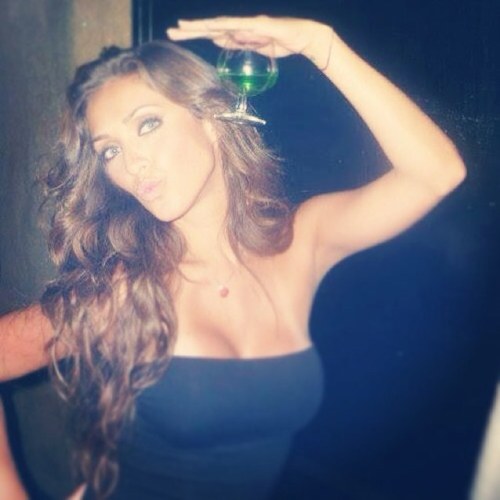 AnahiBreatheIt's profile picture. En la vida he caído muchas veces, Anahí me enseñó a levantarme con más furza. Por eso estoy aquí, hoy, para apoyarla como ella hizo. Since: June 1, 2011. ∞