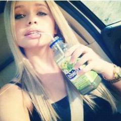 AlliSwaggex3's profile picture. Alli is my inspiration. i love @AlliSimpson @CodySimpson! ♥ @ArianaGrande followed me 30/05/2012! @allisimpson followed me 05/07/2012 best day in my life!! (: