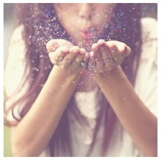 ponytailedpearl's profile picture. The girl who can go from ponytails to pearls like that. Follow me and your timeline will instantly be more sparkly.