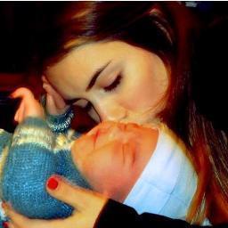 quiero mi otro twitter @juanalali10 MAS Q ESTE AJJAJA @laliespos