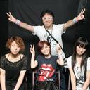 Eddie (White Specs) - @Elsuke - Twitter