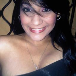 locutora de LB 88.9fm