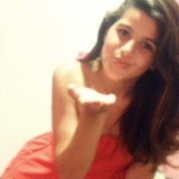 - quem se descreve se limita :*