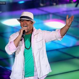 fã clube dedicado a esse incrível cantor que encantou a todos nos,  @Rafahthevoice ... nome : Wanessa , tenho 15 anos :) e sou de Recife -- PE