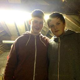 eaassyy ;)im jack, im 15 and i live in cleethorpes.