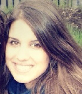Amante de los idiomas y del aprendizaje constante de cualquier cosa que despierte mi curiosidad.