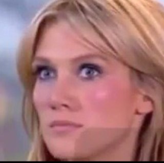i have 2 accounts @BellaEtheridge is my other one, @delta_goodrem is my life