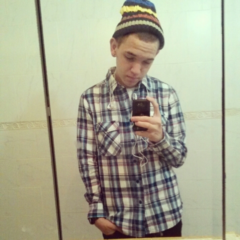 Sophomore at killian, crazy but sweet, wierd, but funny. Mjay3 ;3