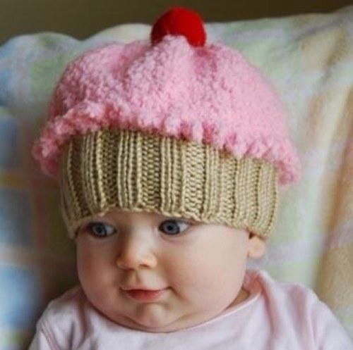 Baby girl of @ValiantSmut. My uncles are @FatalFlirt and @LustfulFlash. I love my daddy and uncles very much. #BabyDonovan