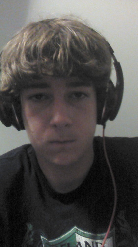 Brianlovesalyy's profile picture. 