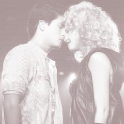 FC dedicado a meus perfeitos @lua_blanco e @aguiarthur 
 03/01/12
Dona: @allanamendes3 
oficializado por : @CotrimOficial @FlorianoOficial @lisandra_parede
