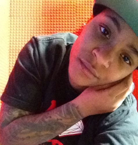 My name is Amber i go by ladyflexx i been rappin since i was 8yrs old and alot of my music is inspired thru my past.