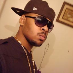C/O 2013 family & friends over everything #giants #knicks kik me  b.maine