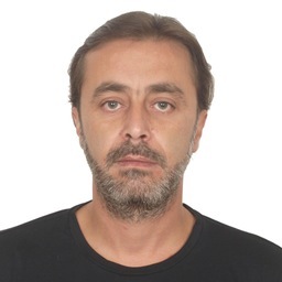 Lebanese male 43y, intersted in Luxury goods, sports marketing, Hunting