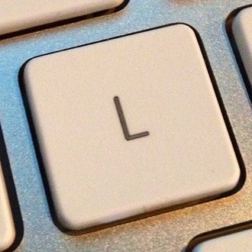 learntolove_Lo's profile picture. 