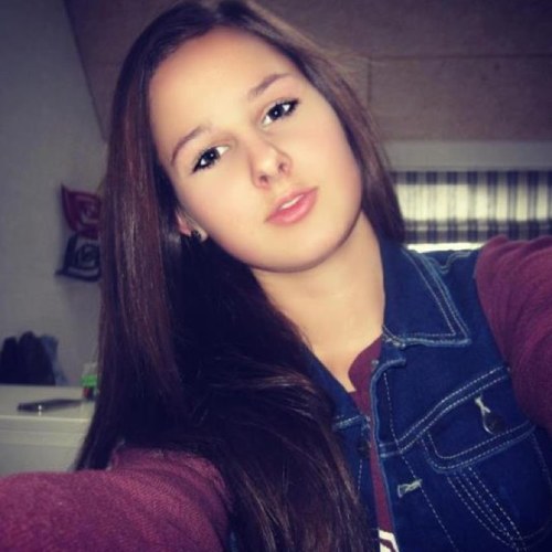 1D ❤ Instagram: emilieeskesen Follow me i follow back 14 years old!