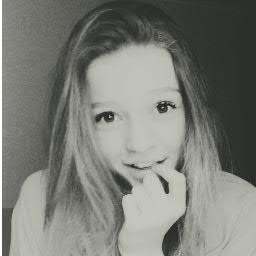 YanaRiggi's profile picture. 