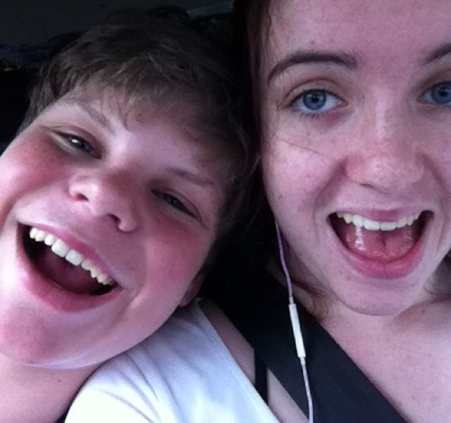 OhItsRue's profile picture. smallest person in the 74th Hunger Games, the girl on fire!! jump through trees, dont count me out @peetaswiife My  flanalette monstarrr #OhItsPanemFamily