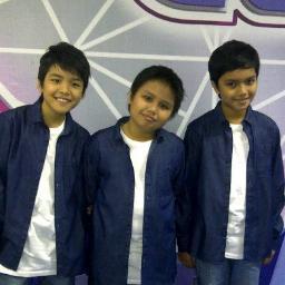 3 Malaikat kecil Christo (10), Moses (11), Sabian (12) Singing 'Damai Bersamamu' #DARR produced by Erwin & Gita Gutawa