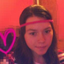 Helăău .. I'm Corina and I have 13 years..I love music and dance :X Follow me :D